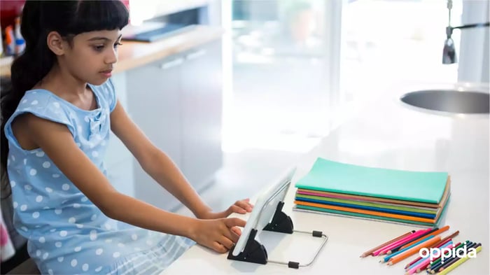 1 Child on tablet