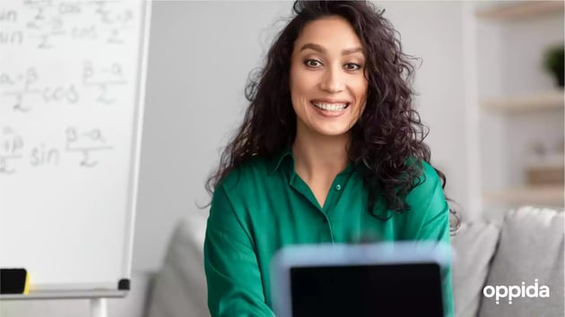 2 Online educator
