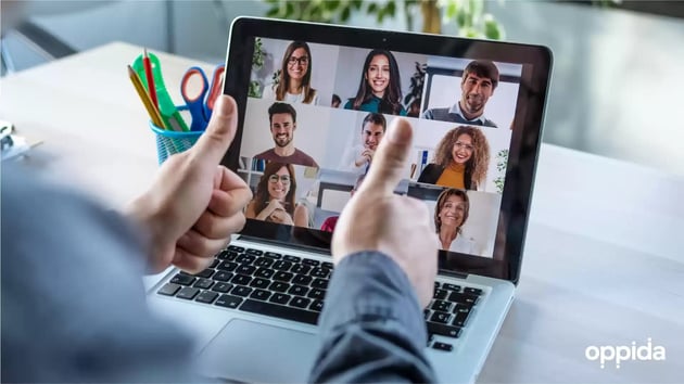 students in online community